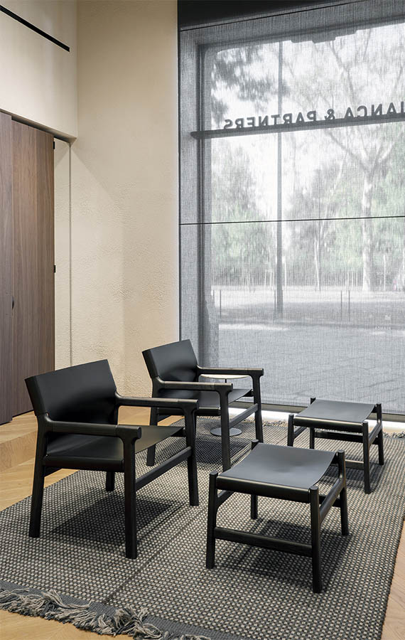 FUSHIMI-LOUNGE-armchair-PIANCA_BIG_V_03