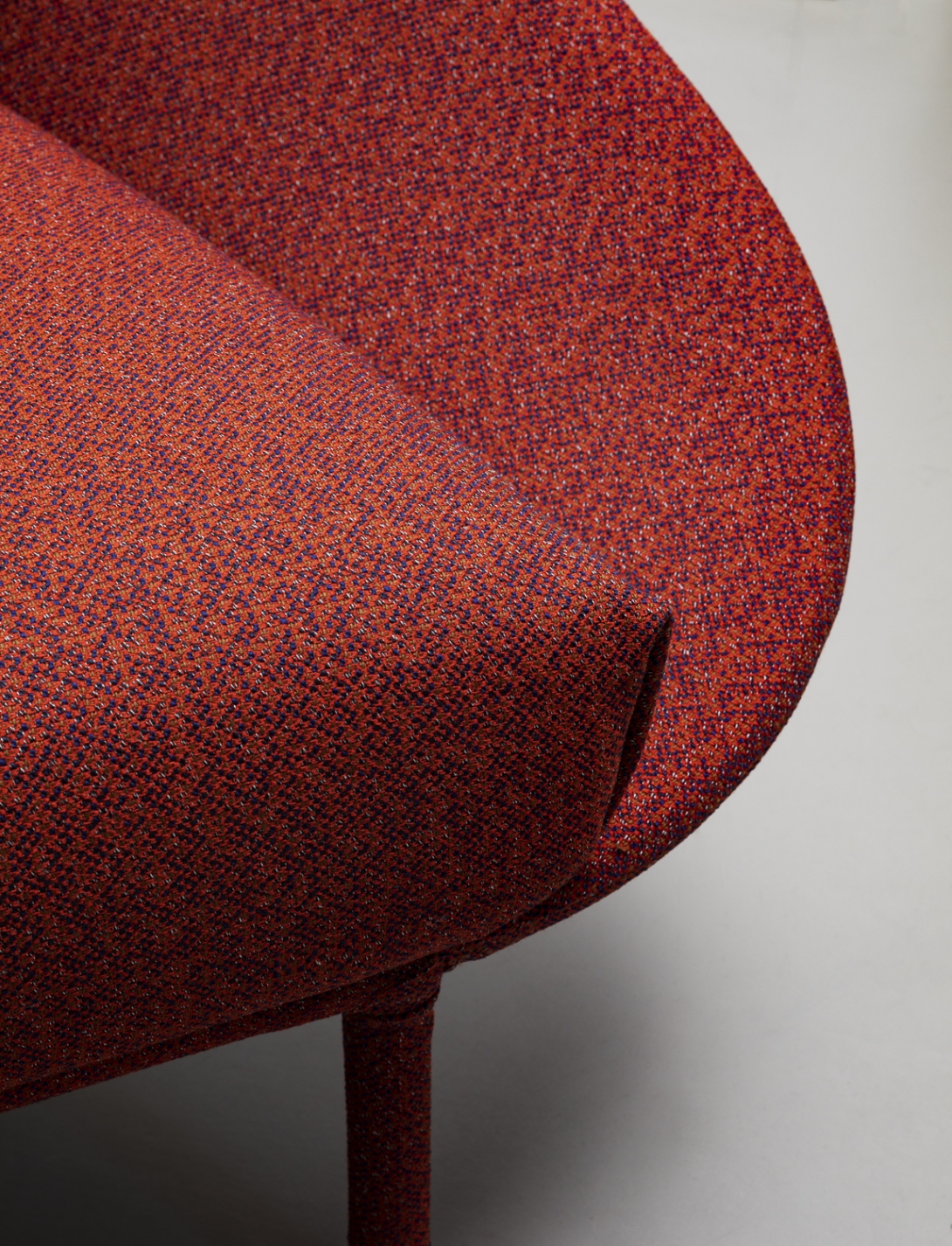 lem-armchair-123052220222503