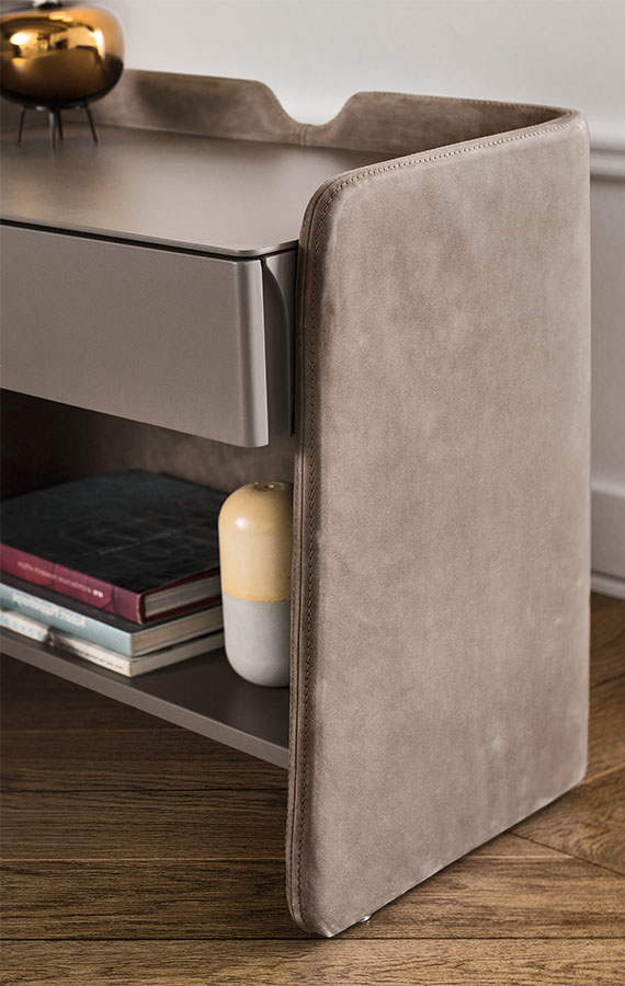 Chloe-casegoods-PIANCA_BIG_V