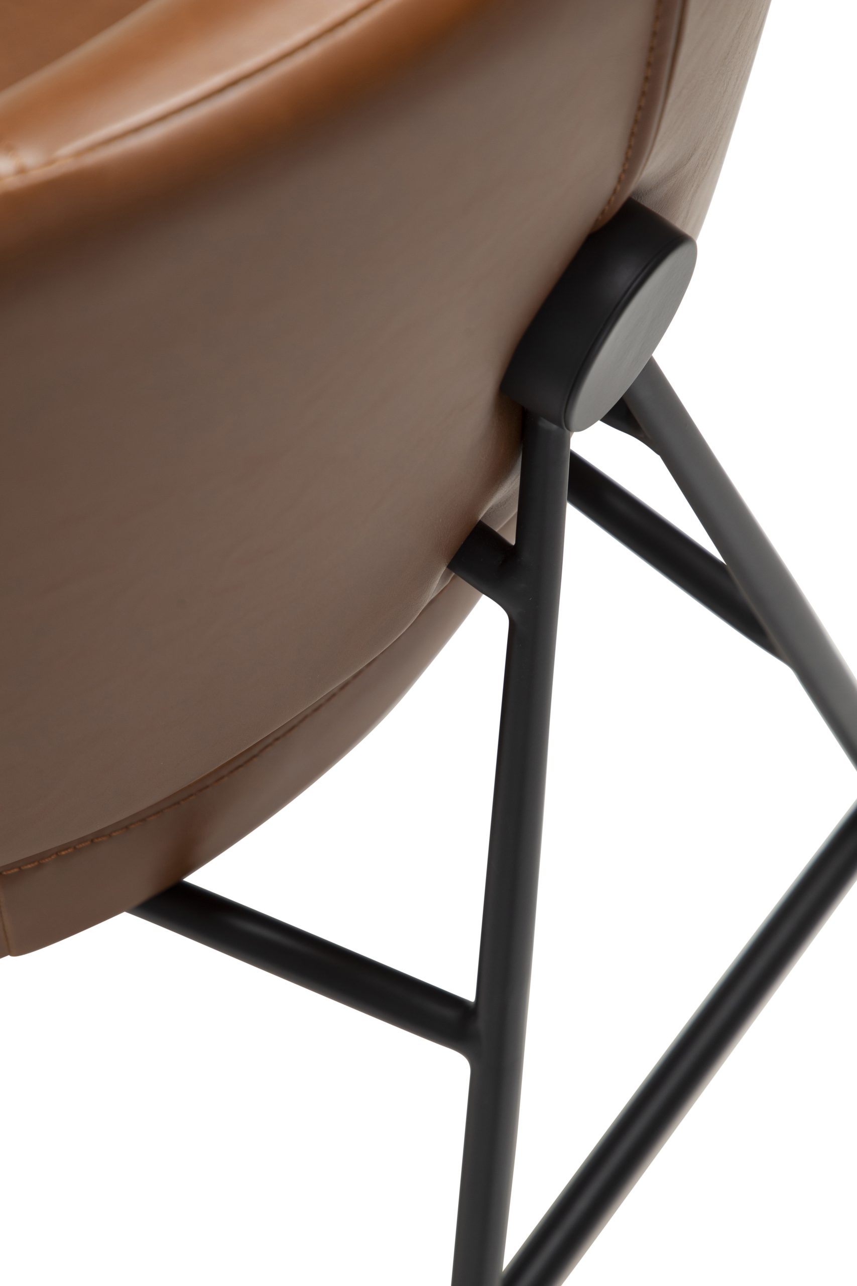 roost-chair-vintage-light-brown-art-leather-w-black-metal-legs-100360101-08-detail3