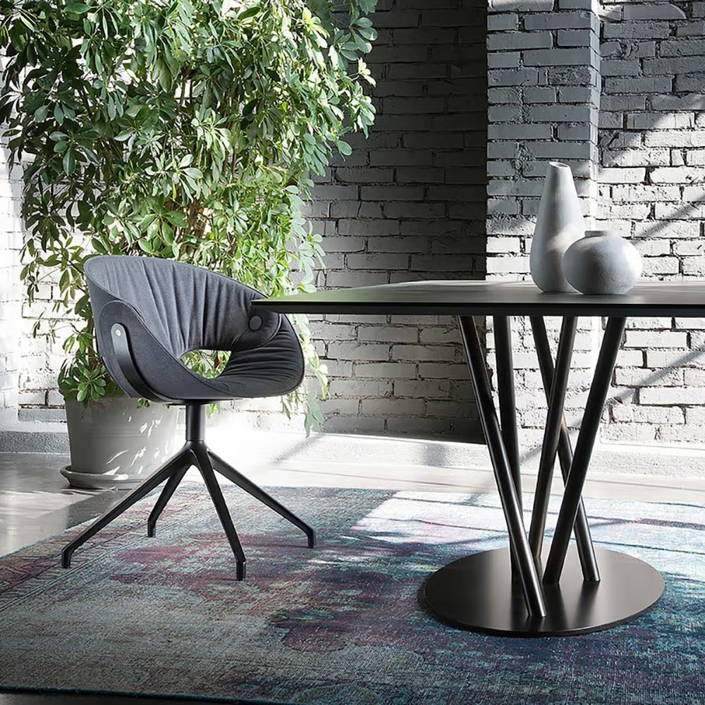 flat-soft-upholstered-armchair-by-tonon-7